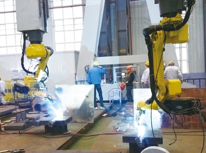大厚板复杂结构焊接机器人系统